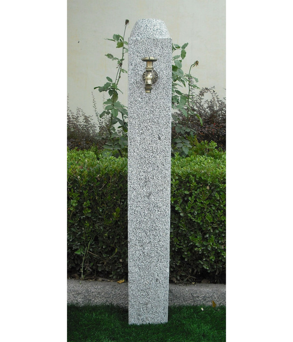 piedra natural Wasserzapfsäule de intensas granito con dos grúas wasserzapfstelle 